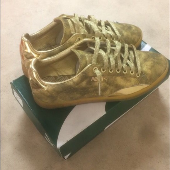 GOLD puma - Picture 1 of 1